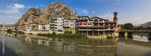 Amasya is known the typical Ottoman buildings. Here in particular a glimpse at the Old Town 
