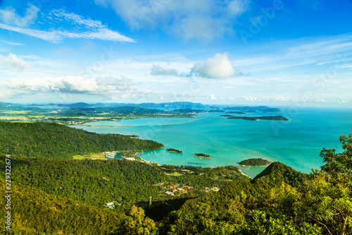 Tableau sur toile View of tropical island Langkawi in Malaysia, covered with tropical forests