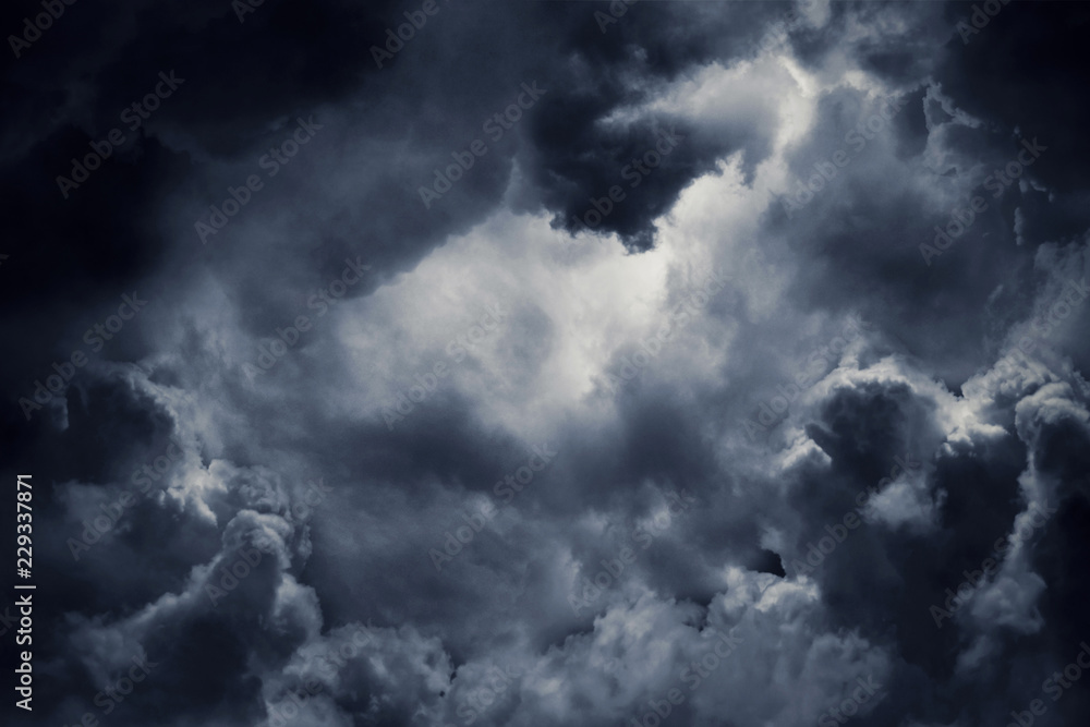 Dark moody storm clouds. Ominous warning. - obrazy, fototapety, plakaty 