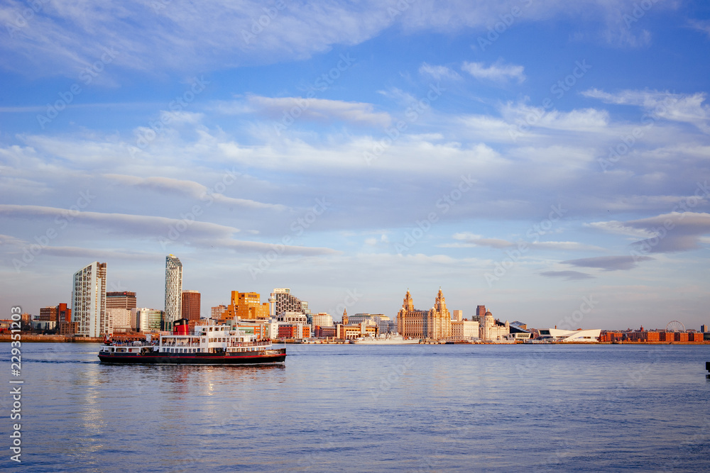Fototapeta premium Ferry across the Mersey