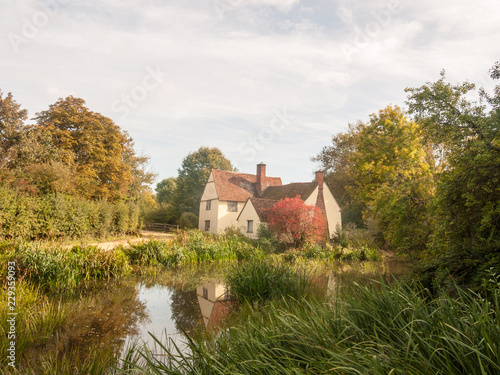 Fototapeta willy lott's cottage flatford mill outside cottage nature landscape special