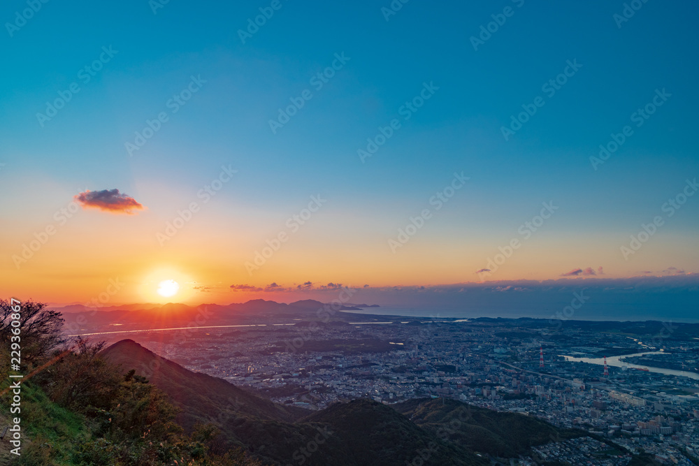 Fototapeta premium 皿倉山展望台から眺める夕暮れ