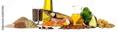 Fisch und Lebensmittel mit Omega 3 - Panorama Freigestellt photo