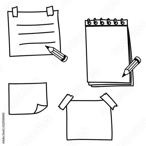 Set hand drawn doodle notepaper for messages. Vector note papers.