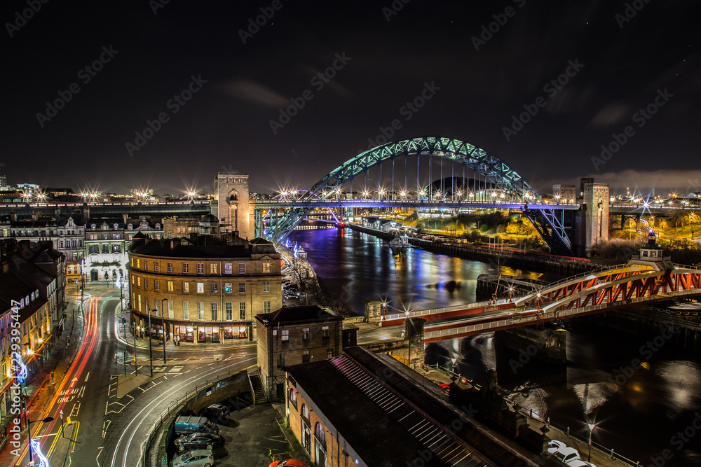 Obraz premium Newcastle upon Tyne by night