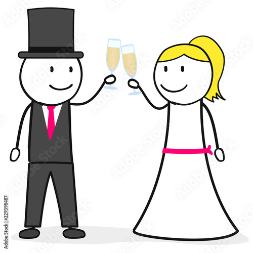 Anstoßen mit einem Glas Sekt auf der Hochzeit