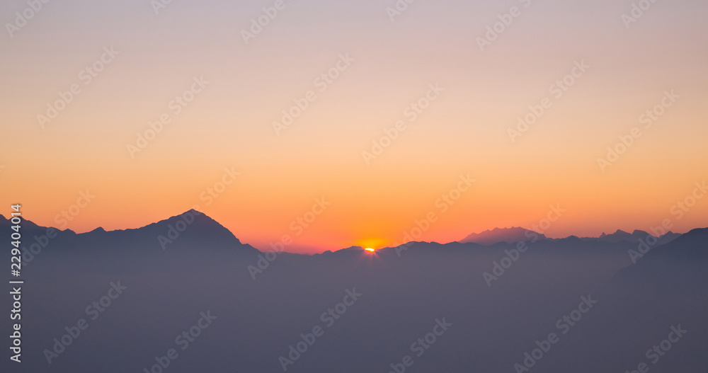 tramonto alpino
