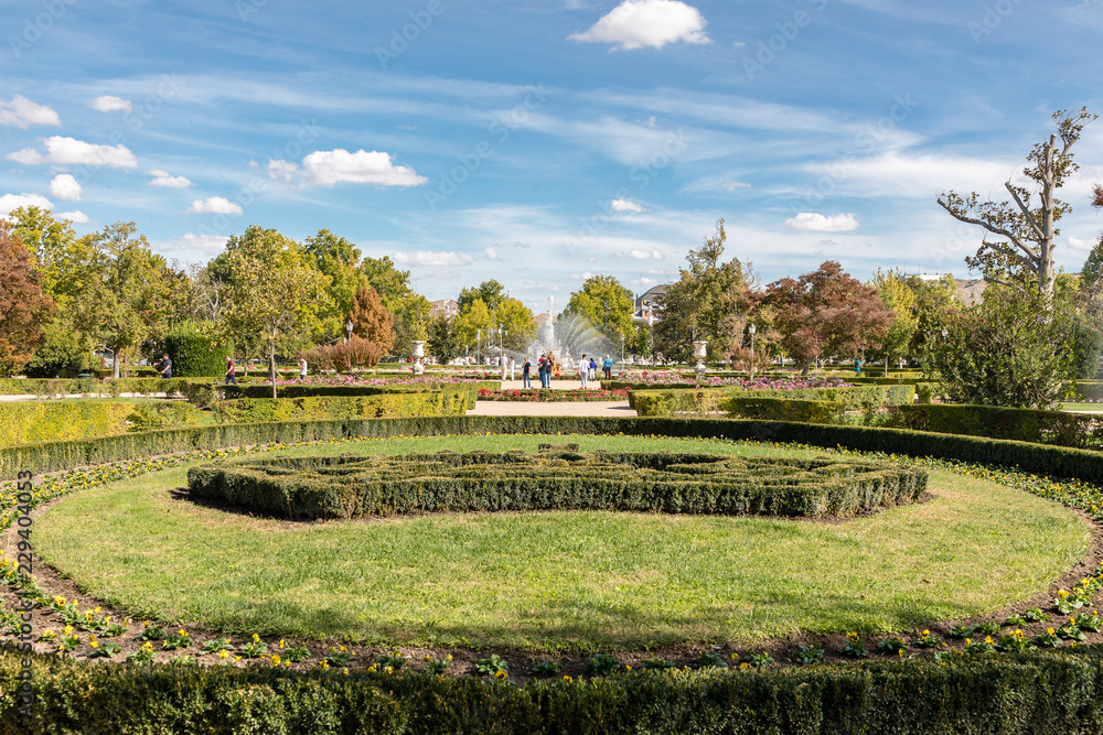 Garden of the El Parterre in Aranjuez in the vicinity of the royal palace. Garden of the El Parterre in Aranjuez in the vicinity of the royal palace.