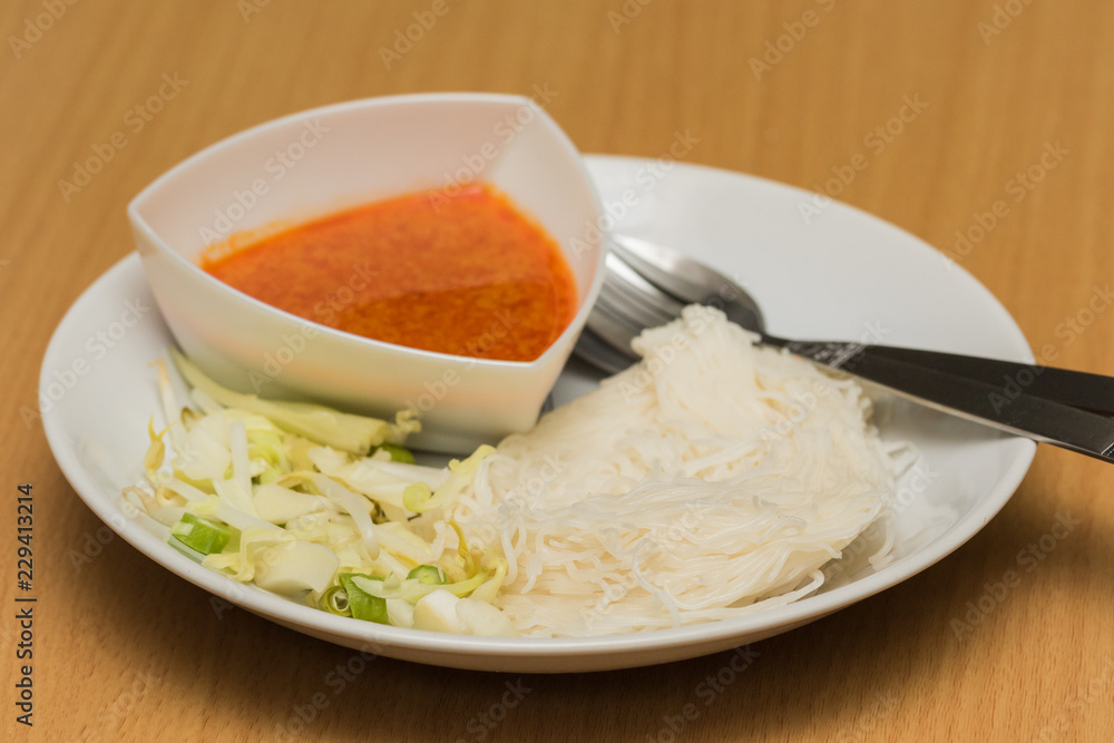Thai vermicelli eaten with curry Thai vermicelli eaten with curry