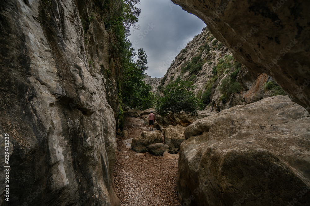 Klettern durch die Schlucht Torrent de Pareis auf Mallorca 