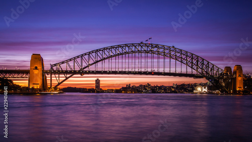 Fototapeta Naklejka Na Ścianę i Meble -  The Sydney Harbour Bridge at twilight, Sysdney, Australia