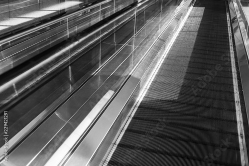 moving walkway, travelater