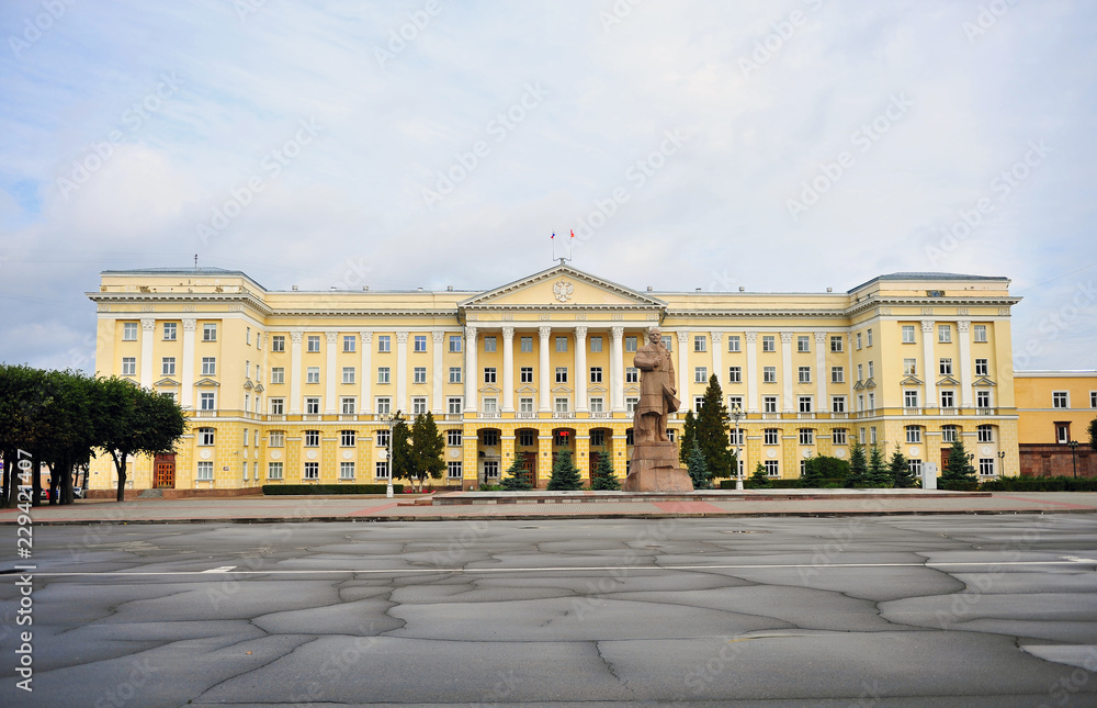 Facade of an government building in Smolensk