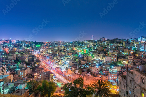 Cuadro en lienzo Cityscape Amman downtown at dusk, Panoramic view from the citadel hill