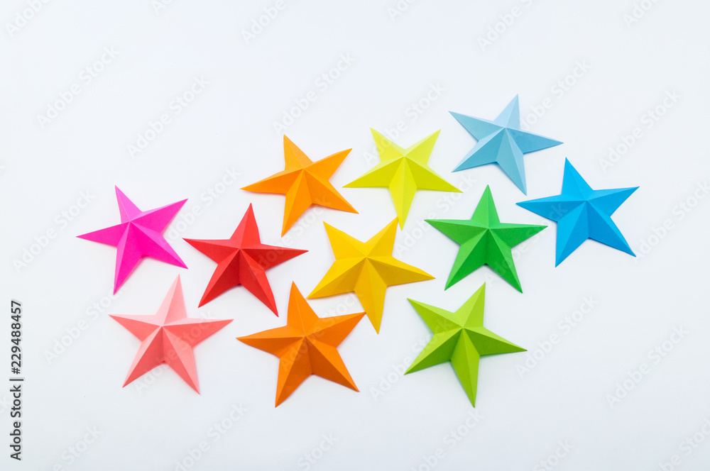 Obraz premium A star made of rainbow-colored paper