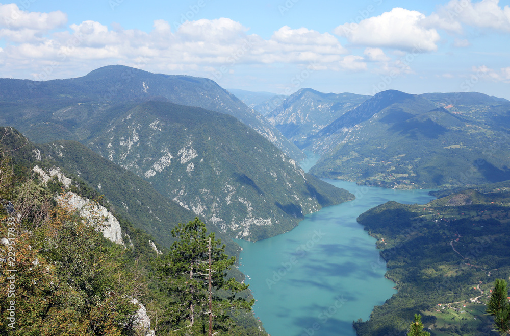 Obraz premium famous viewpoint Banjska stena Tara mountain landscape Serbia