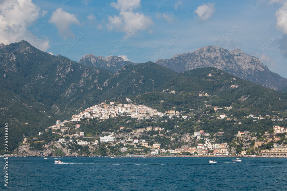 Villaggio sulla costiera Amalfitana in Campania