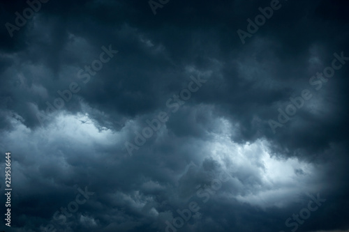 Fototapeta Naklejka Na Ścianę i Meble -  BLUE GREY STORM CLOUDS IN SKY BACKGROUND