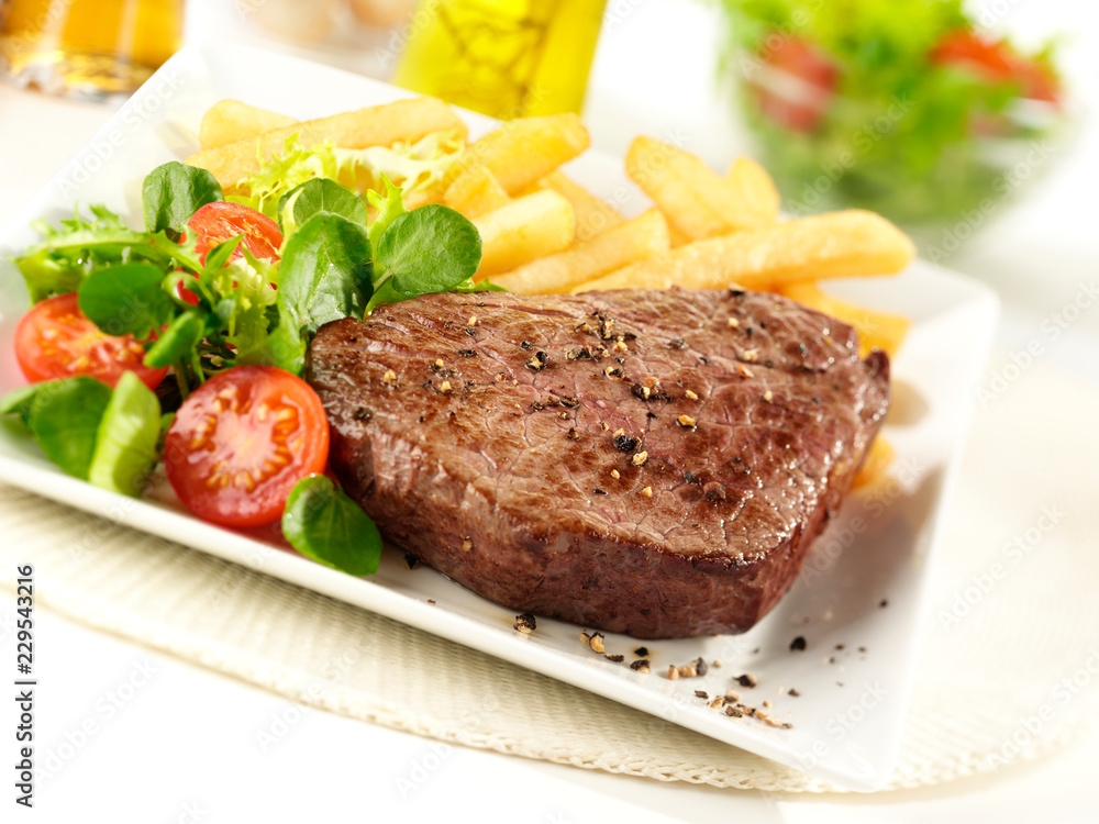 STEAK CHIPS AND SALAD