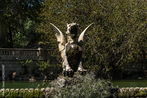 Dragon statue into the Ciutadella park
