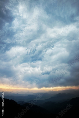 Mountain landscape with spectacular clouds © wusuowei