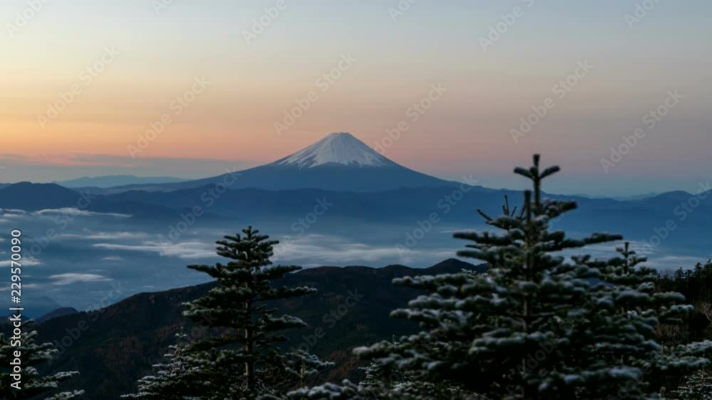 国師ヶ岳山頂より夜明けの富士山Timelapse-DF 国師ヶ岳山頂より夜明けの富士山Timelapse-DF