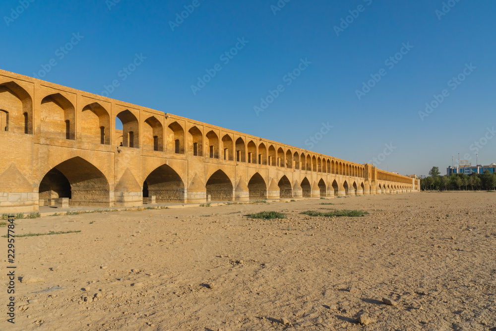  Khaju bridge over the dried up Zayandehrud river in Isfahan, Iran.