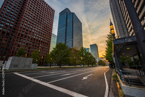                   The sky at daybreak in Marunouchi  Tokyo  Japan