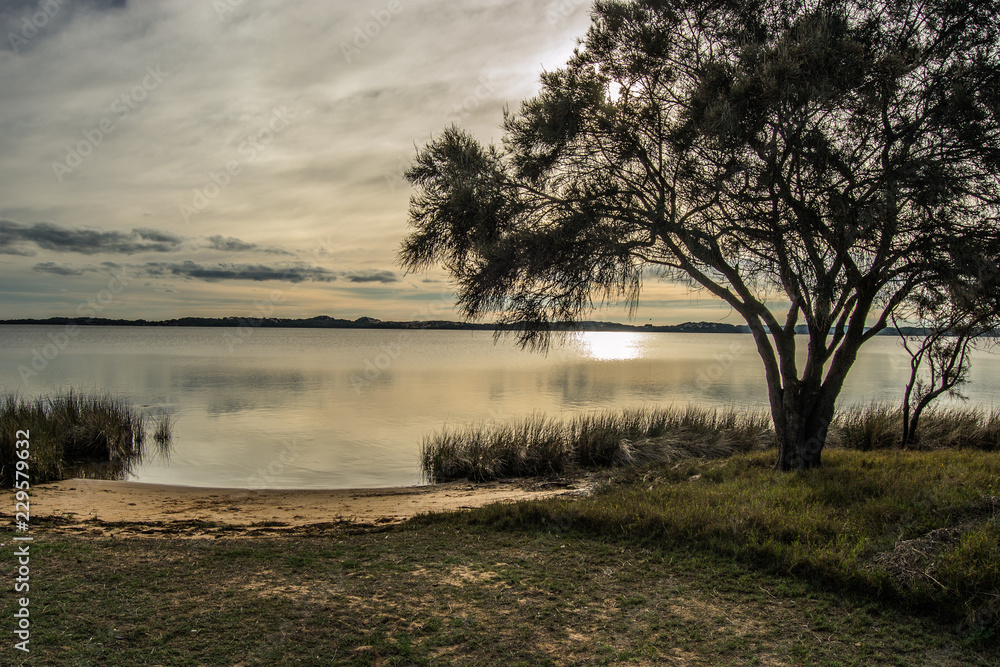 Fototapeta premium Landscape of Bunbury Australind at sunset