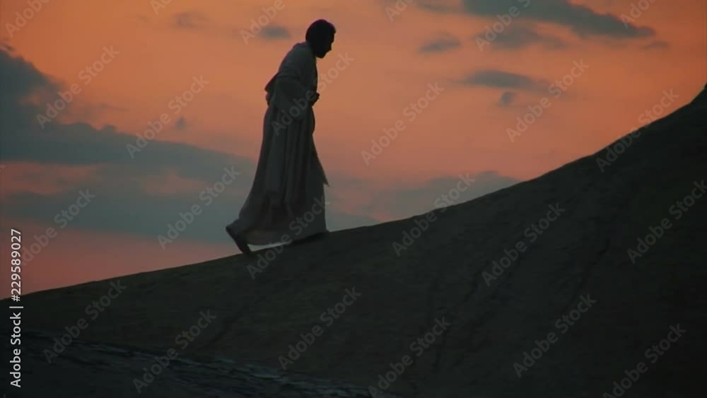 Christ praying on the Mountain - LS Christ praying on the Mountain - LS