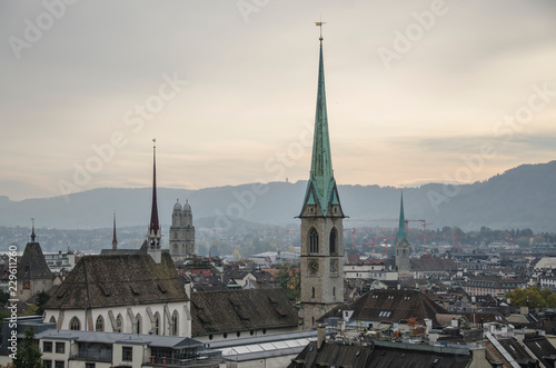 Dämmerung über Zürich © Cedric Lüthi
