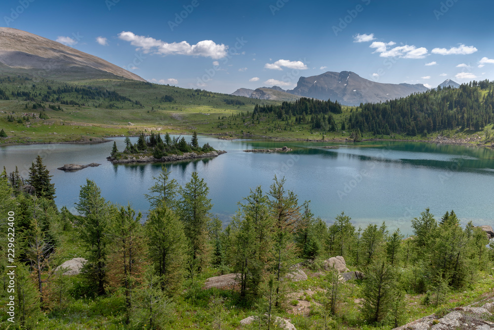 Rock Isle Lake in Sunshine Meadows