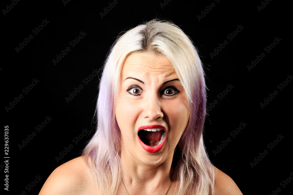 scared female face expression, screaming girl