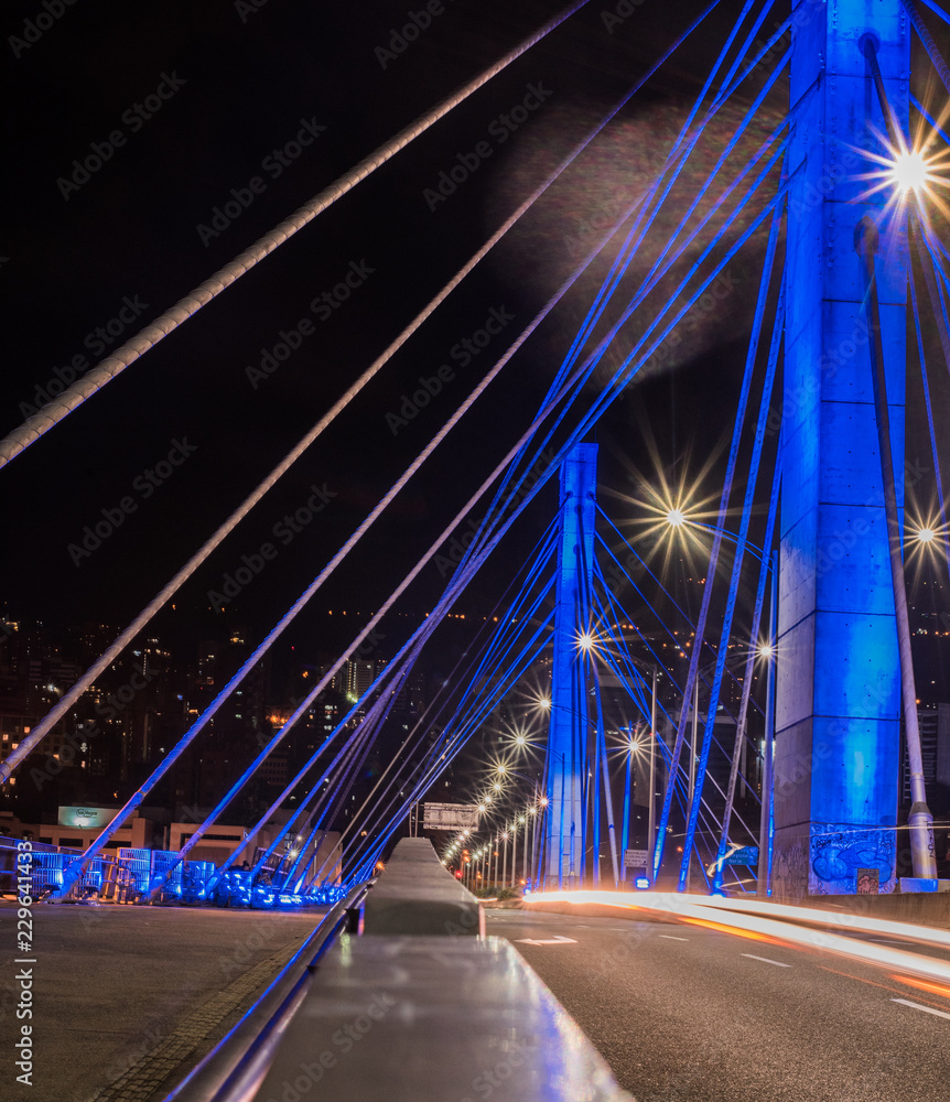 Obraz premium bridge at night