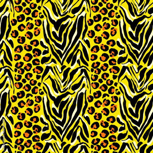 Vector illustration tiger print seamless pattern. Orange and yellow hand drawn background.