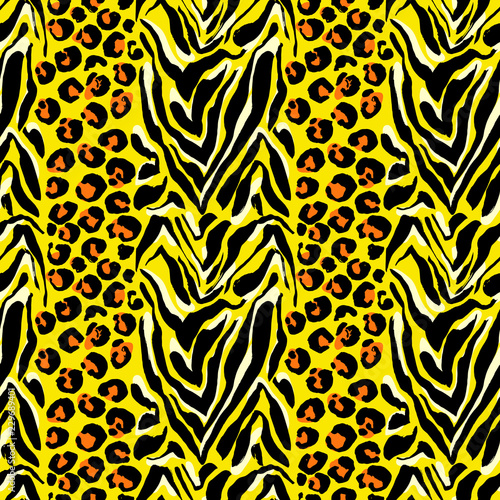 Vector illustration tiger print seamless pattern. Orange and yellow hand drawn background.