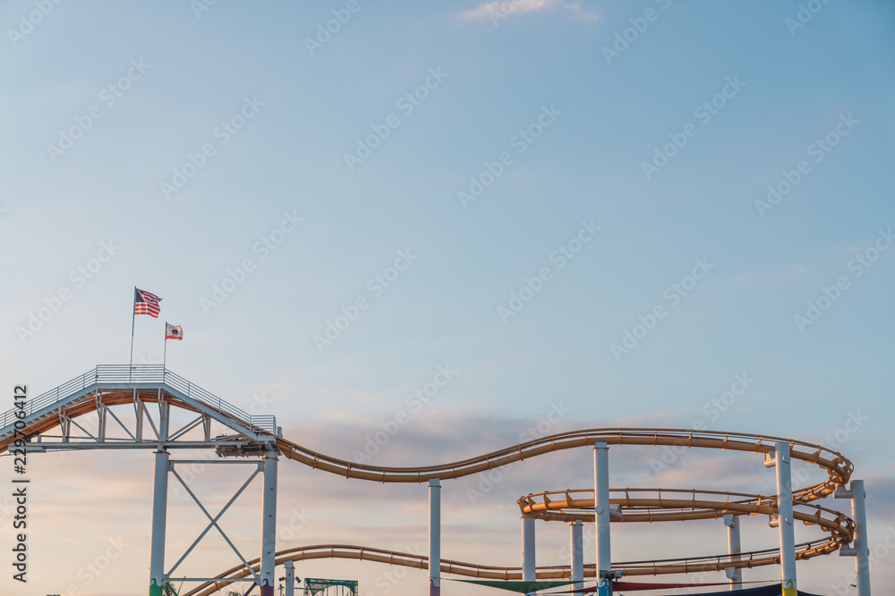 Construction of bright roller coaster