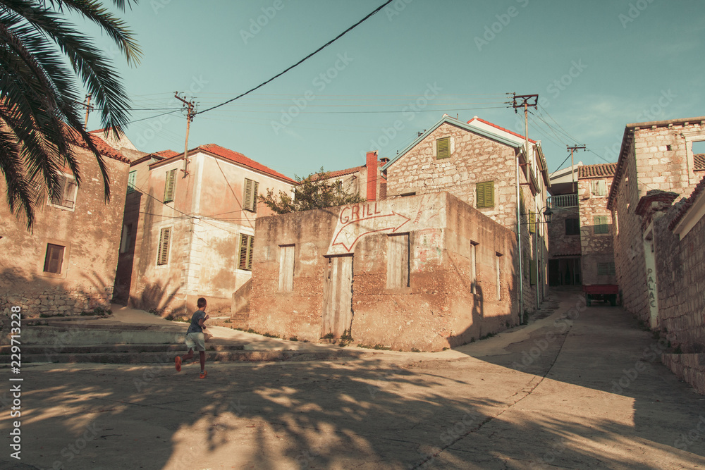 Fototapeta premium Child Running 