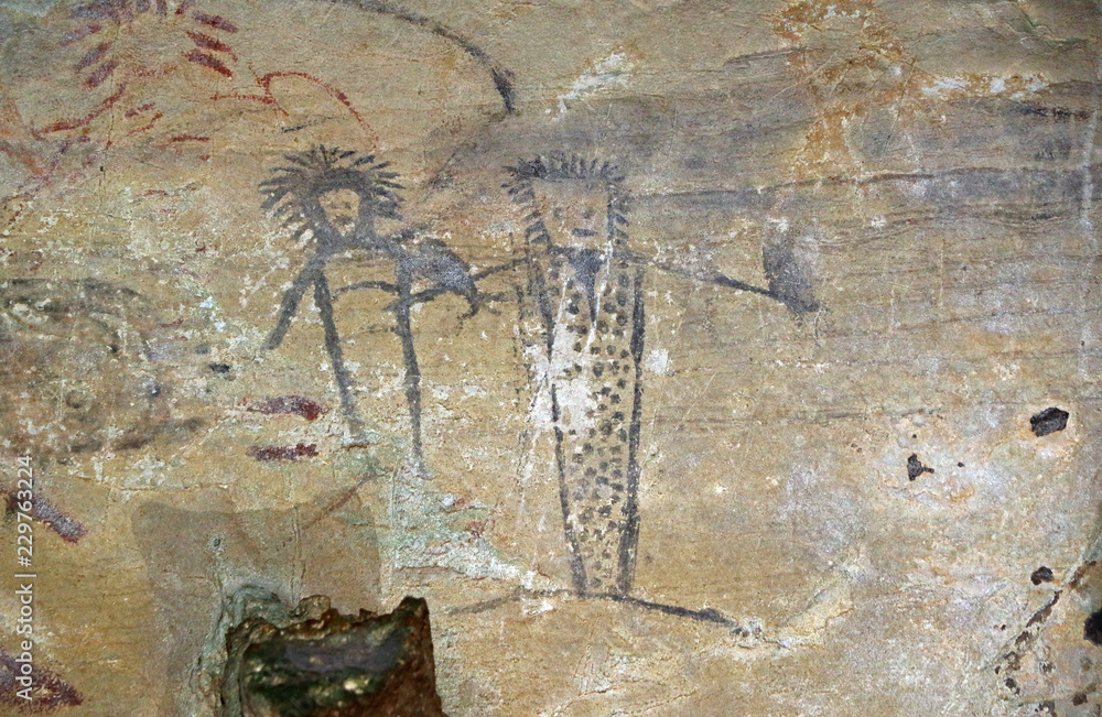 Naklejka premium Paintings on the ceiling of Tham Phi Hua Tho, Ao Luk, Krabi, Thailand