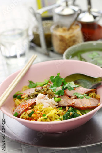 bami haeng mu daeng, egg noodles served with roast pork, thai food