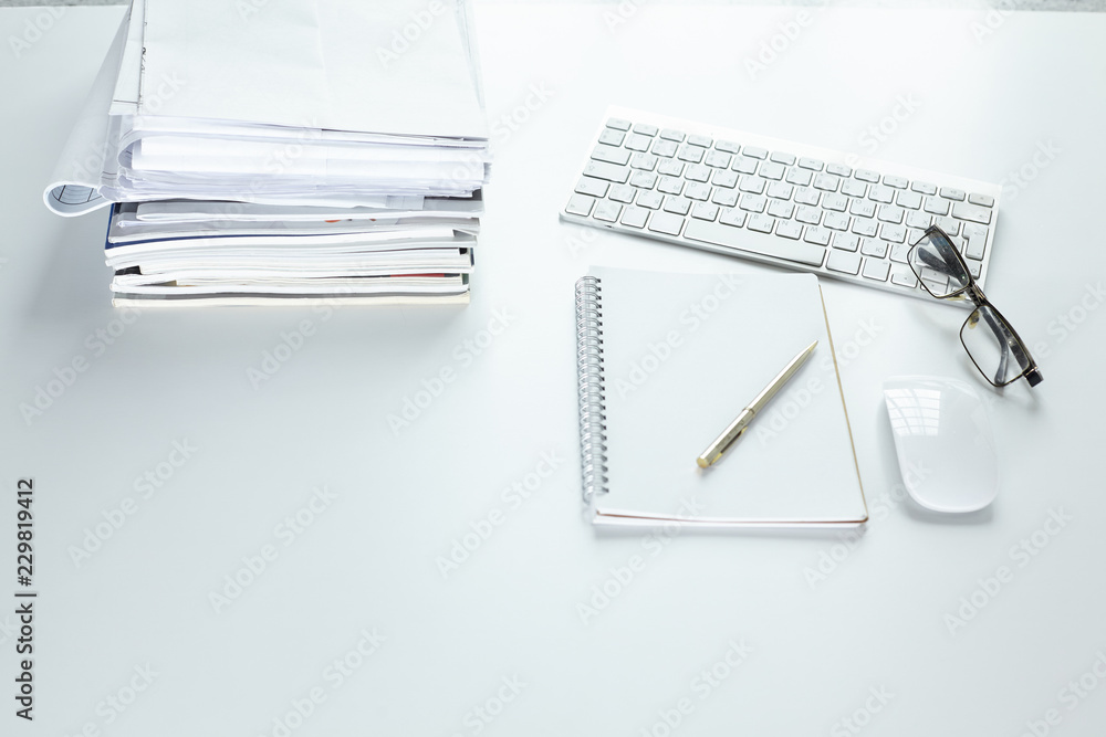Naklejka premium Workspace desktop, documents on the office table