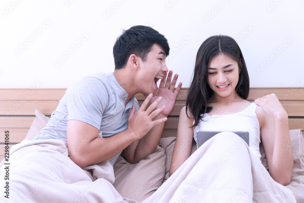 Watch hot sale couples online
