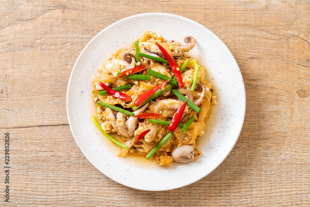 Stir-Fried Squid or Octopus with Salted Eggs Stir-Fried Squid or Octopus with Salted Eggs