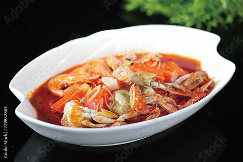 Tom Yam Gong Seafood stewed