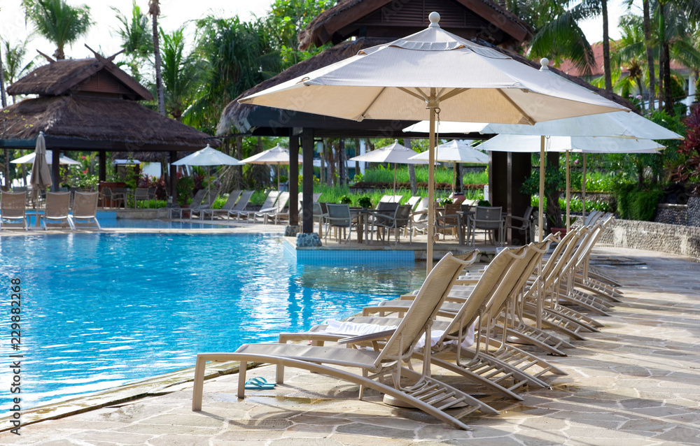 Fototapeta premium outdoors swiming pool