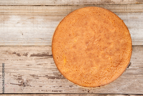 Φωτογραφία Casic sponge cake Pan di Spagna selective focus