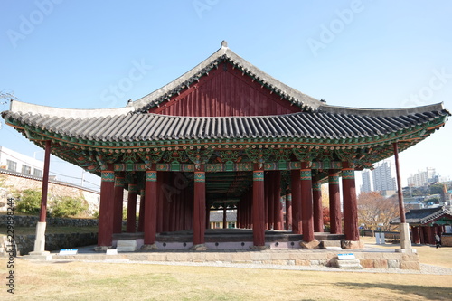 Jinnamgwan Government Pavilion © syston
