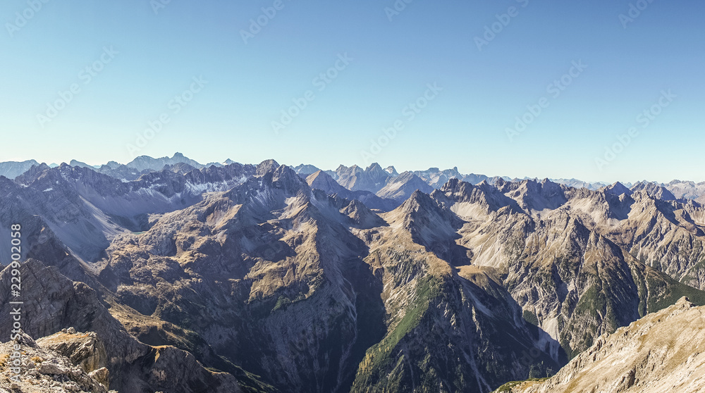 Panorama Blick über die Lechtaler Alpen - Berge im Lechtal