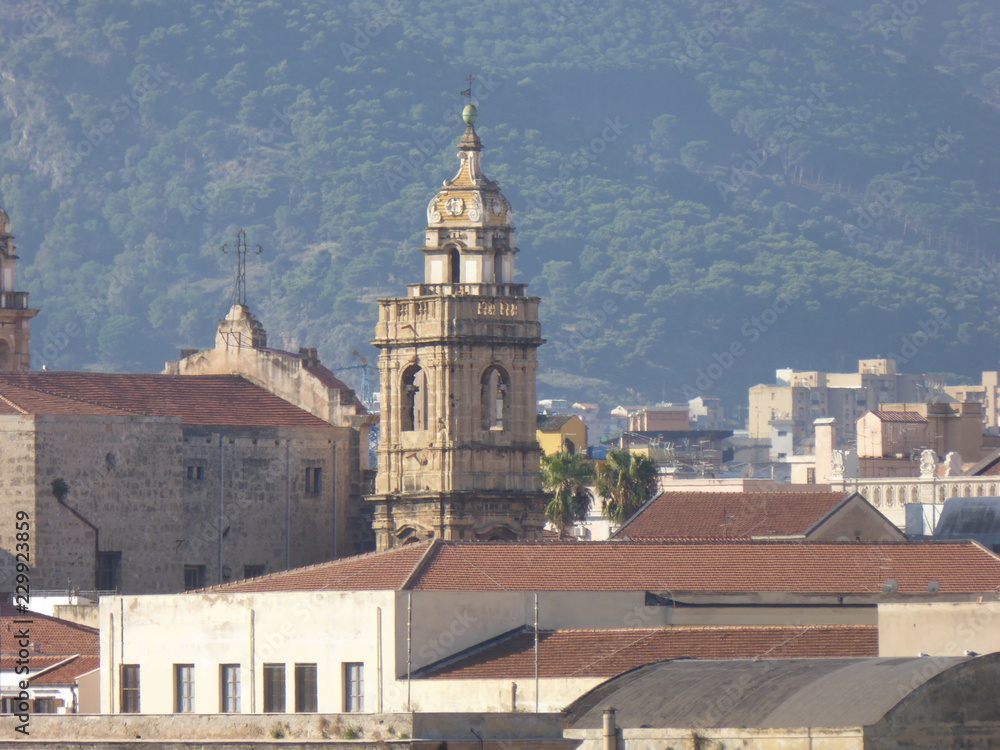 Palermo und der Hafen