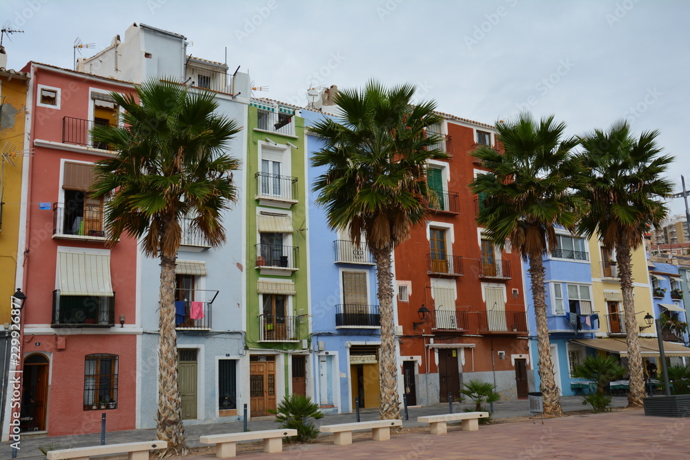 Fototapeta premium Village Coloré Villajoyosa Espagne - Colorful Village Villajoyosa Spain